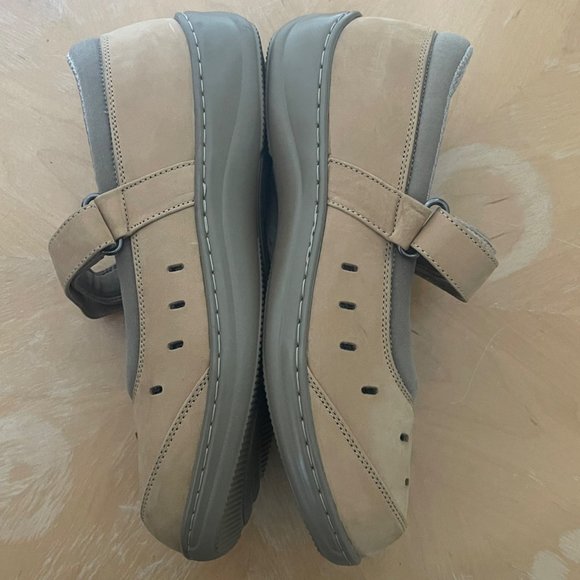 Orthofeet Wm Style 876 MaryJane Shoes 10 2E(X-Wide) Orthopedic Hook & Loop Strap - Picture 4 of 9